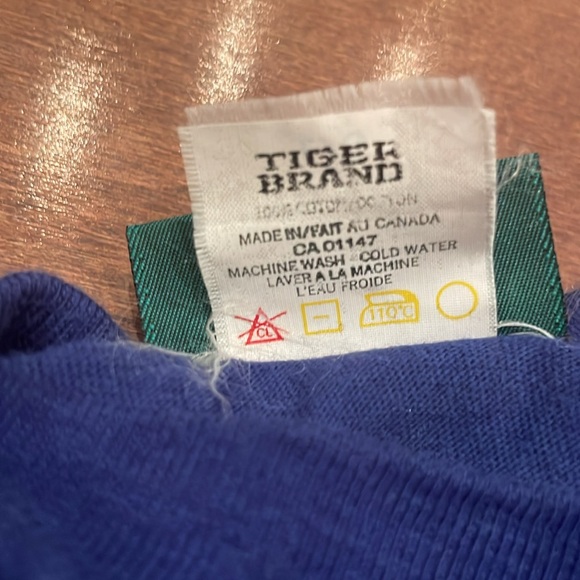 Kids Blue Beaver Canoe T-Shirt - Picture 4 of 5